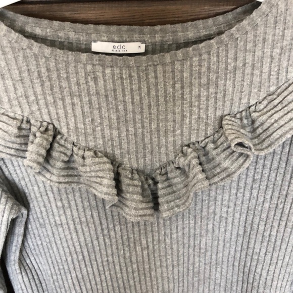 Shirt - Picture 3 of 4